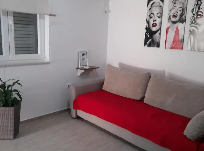 Hana Апартаменты