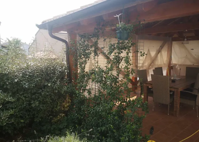 Hana アパート Pakoštane