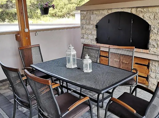 Hana Пакоштане