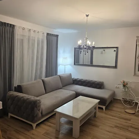 Apartamento Hana Pakoštane